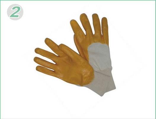 Gants de travail d'enduit de nitriles de jaune de résistance de coupe de cuir de M pour les pièces se réunissantes